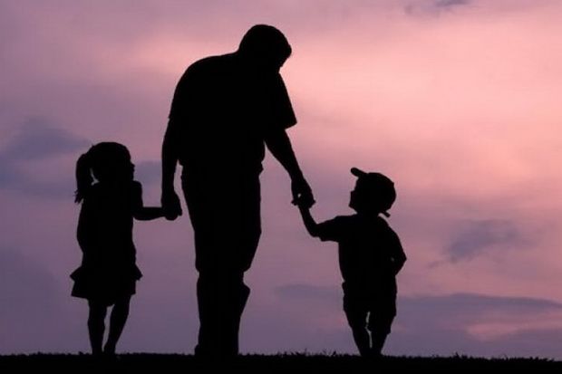 Detail Background Ayah Dan Anak Nomer 11