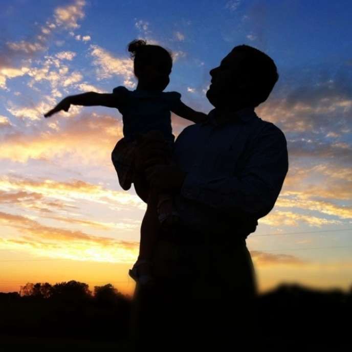 Detail Background Ayah Dan Anak Nomer 6
