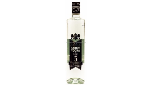Detail Schwarze Vodka Flasche Nomer 8