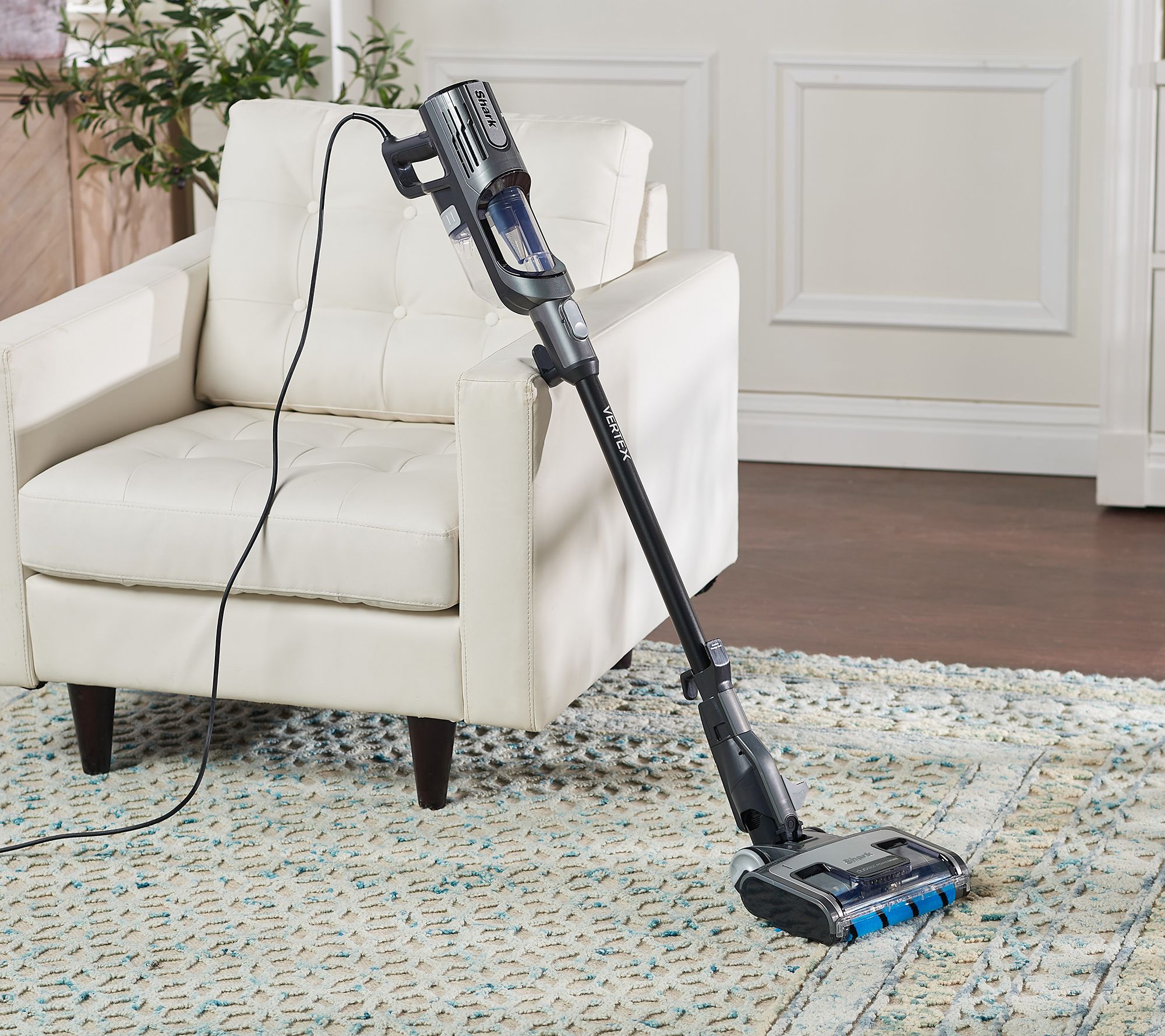 Detail Shark Broom Stick Vacuum Nomer 27