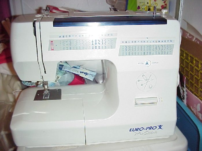 Detail Shark Euro Pro Sewing Machine Nomer 42