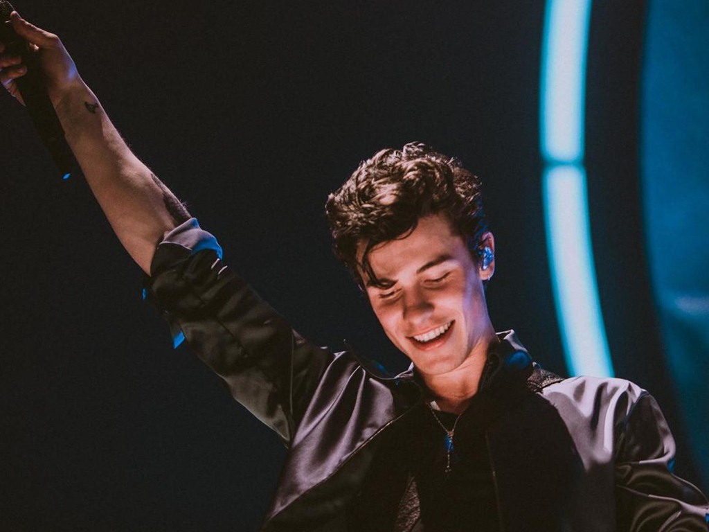 Detail Shawn Mendes Hd Wallpaper Nomer 9