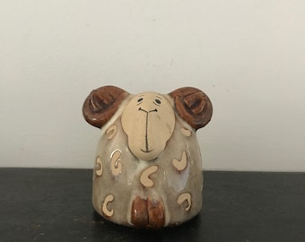 Detail Sheep Piggy Bank Nomer 50