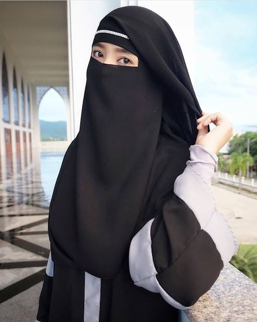 Detail Wanita Cantik Berhijab Syar I Bercadar Nomer 21