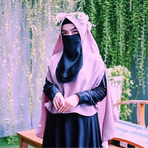 Detail Wanita Cantik Berhijab Syar I Bercadar Nomer 35