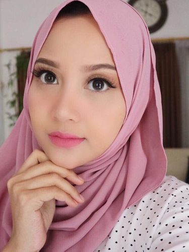 Detail Wanita Cantik Indonesia Berhijab Nomer 20