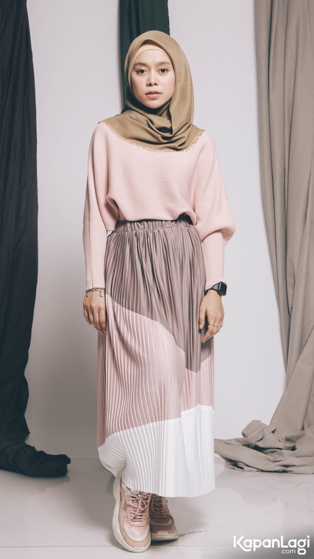 Detail Wanita Hijab Tercantik Di Dunia Nomer 5