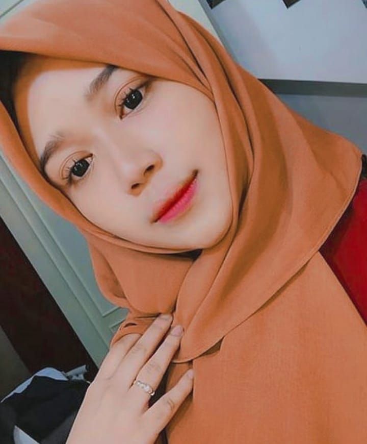 Detail Wanita Kerudung Cantik Nomer 11