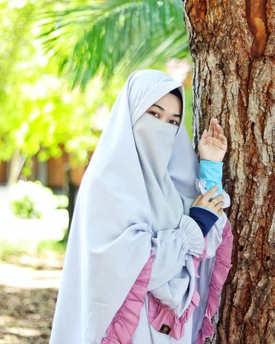 Detail Wanita Muslimah Cantik Bercadar Nomer 15