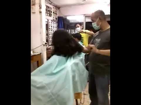 Detail Wanita Potong Rambut Di Barbershop Nomer 10