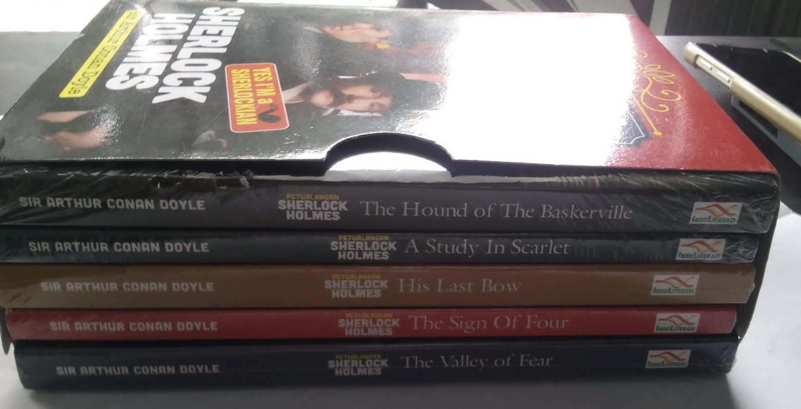 Detail Sherlock Holmes Lengkap Nomer 6