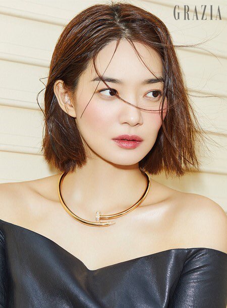 Detail Shin Min Ah Photoshoot Nomer 10