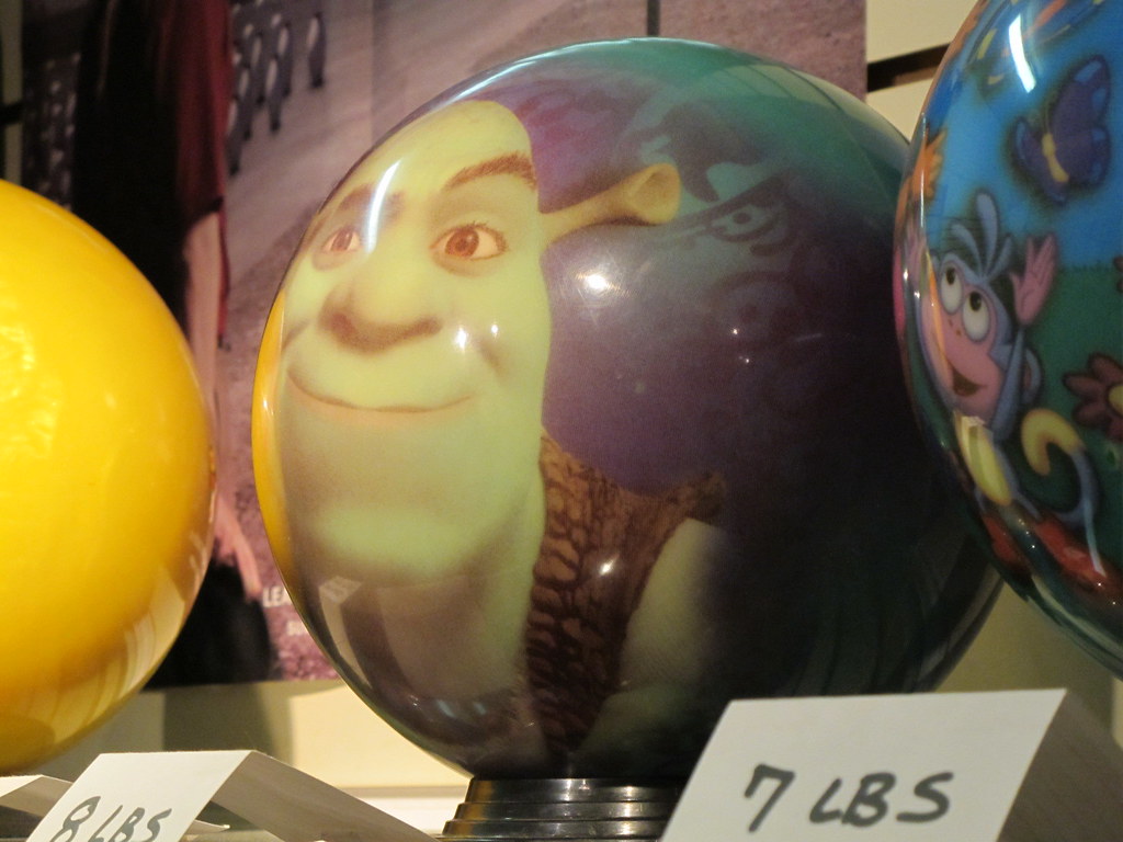 Detail Shrek Bowling Balls Nomer 13