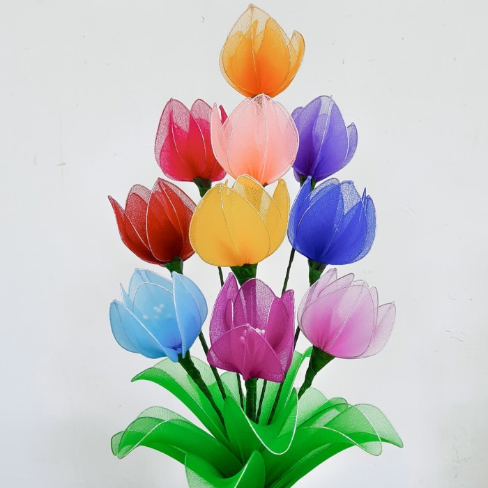Detail Warna Gambar Bunga Tulip Nomer 12