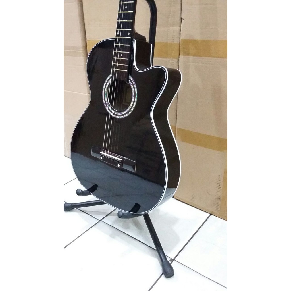 Detail Warna Gitar Akustik Keren Nomer 38