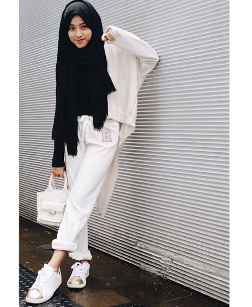 Detail Warna Kerudung Yang Netral Untuk Semua Baju Nomer 49