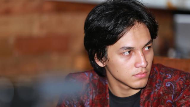 Detail Sikap Dingin Pria Nomer 51