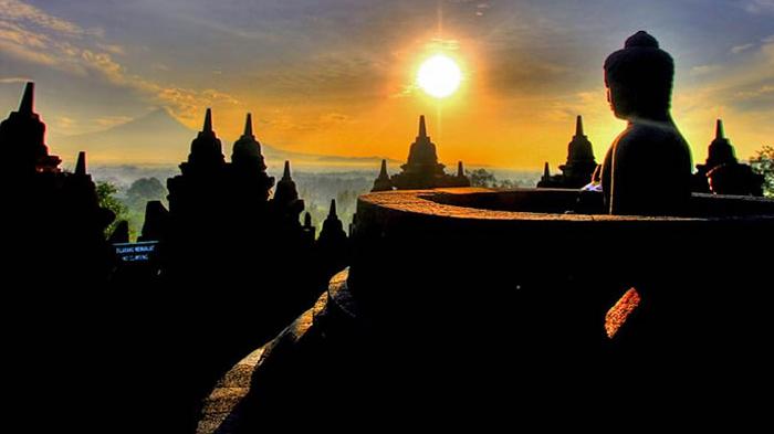 Detail Siluet Candi Borobudur Nomer 35