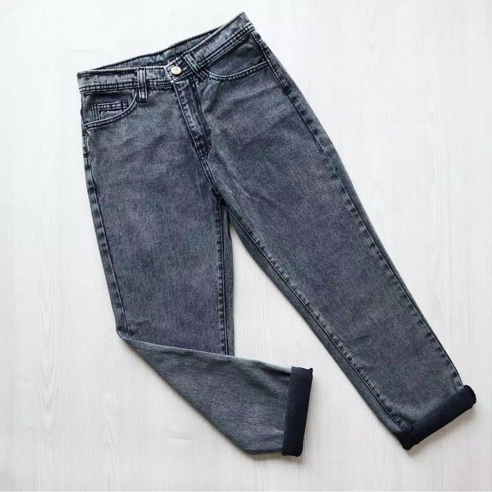 Warna Snow Black Jeans - KibrisPDR