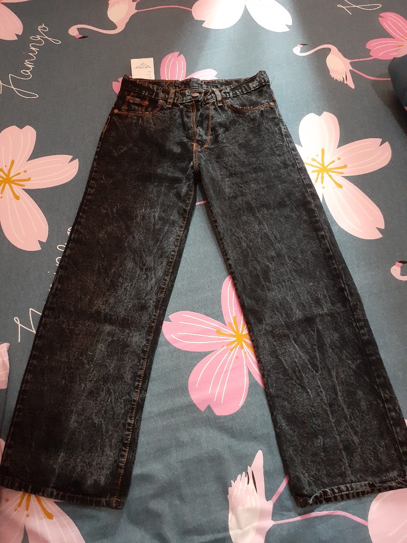 Detail Warna Snow Black Jeans Nomer 26