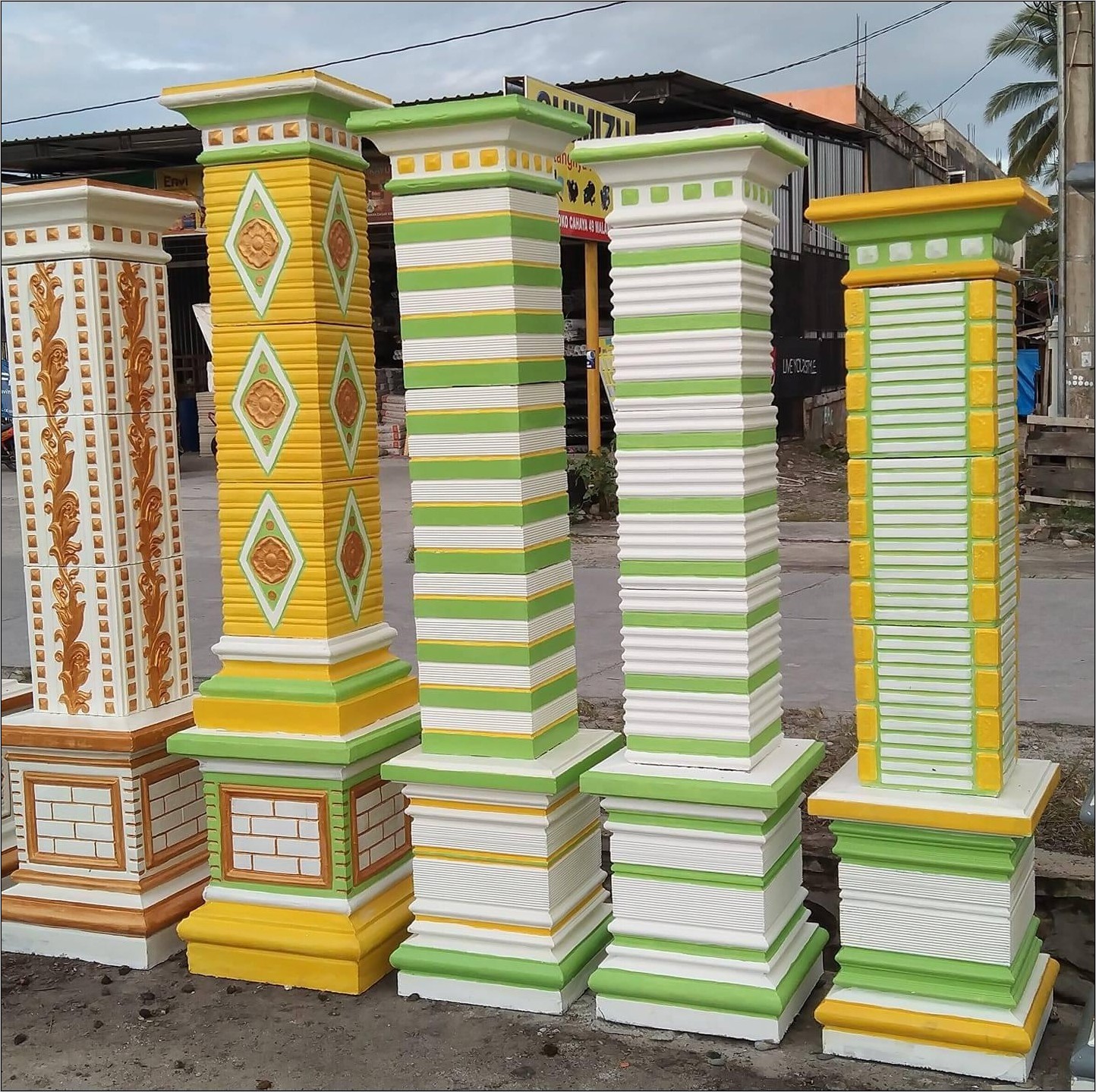 Detail Warna Tiang Rumah Yang Bagus Nomer 35