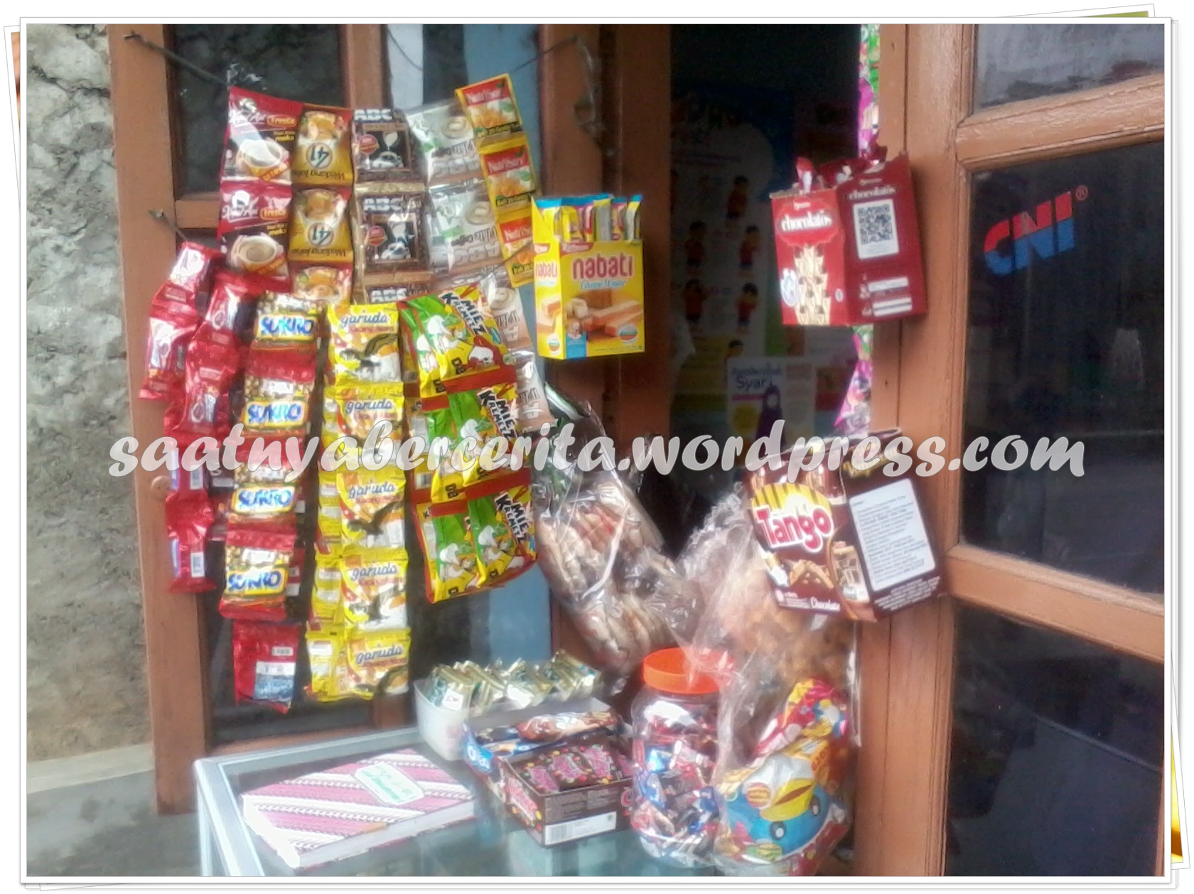 Detail Warung Kecil Depan Rumah Nomer 48