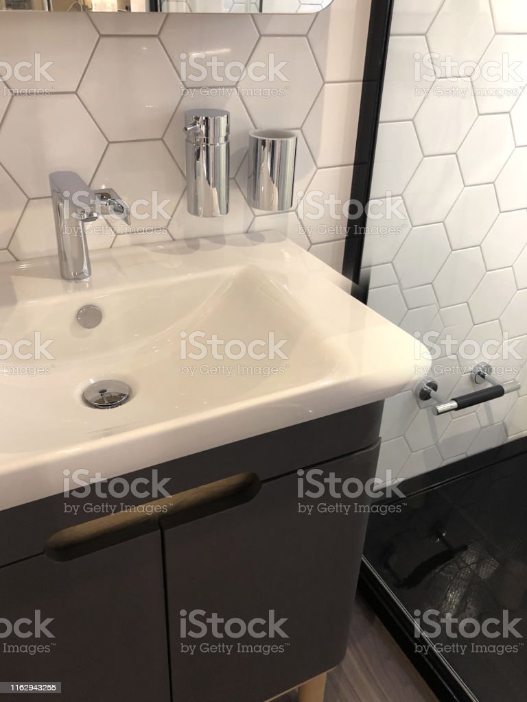 Detail Wastafel Kamar Mandi Kecil Nomer 35