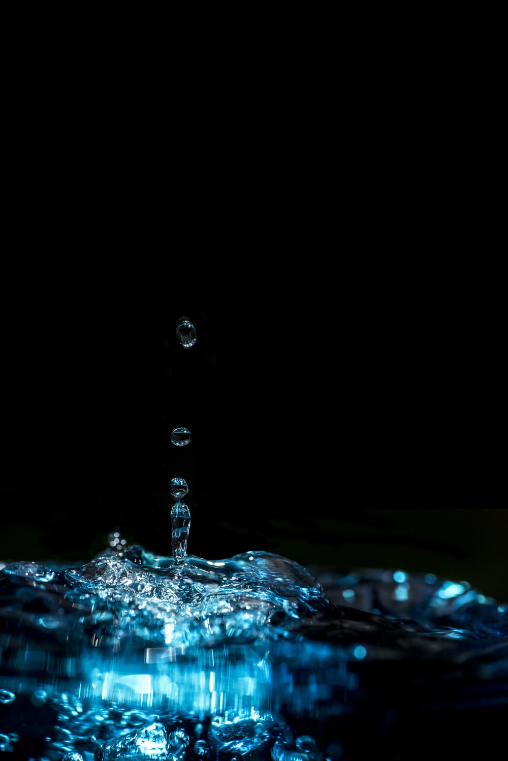 Detail Water Drops Wallpaper Nomer 34