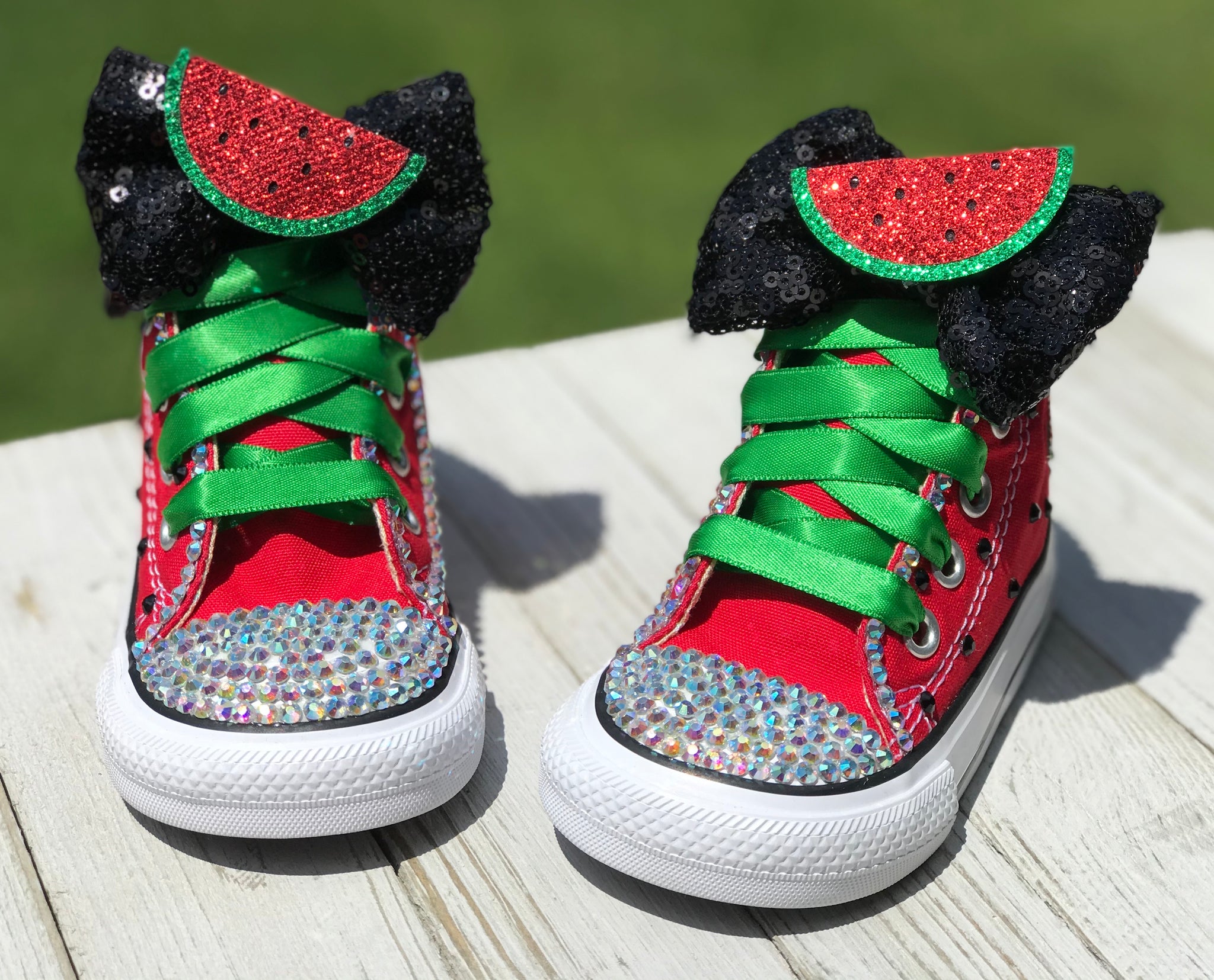 Detail Watermelon Converse Nomer 24