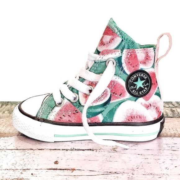 Detail Watermelon Converse Nomer 33