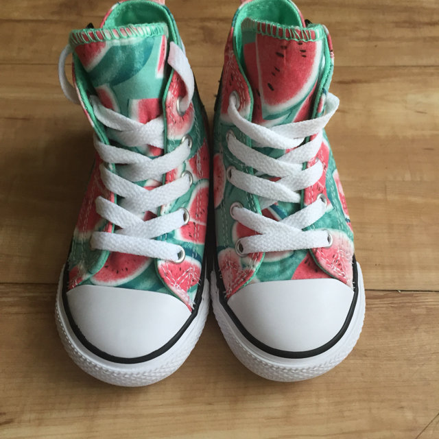 Detail Watermelon Converse Nomer 35