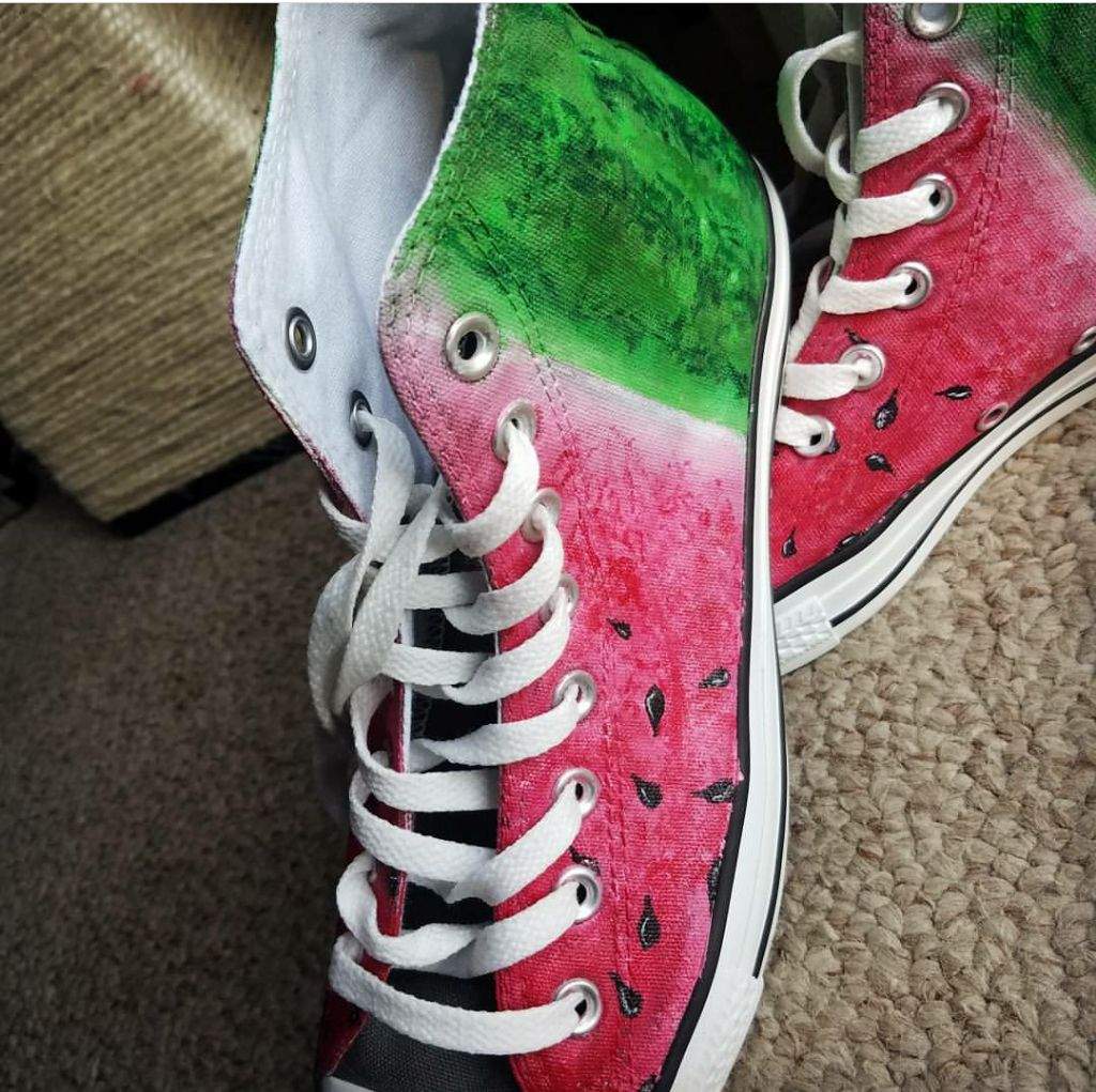 Detail Watermelon Converse Nomer 55