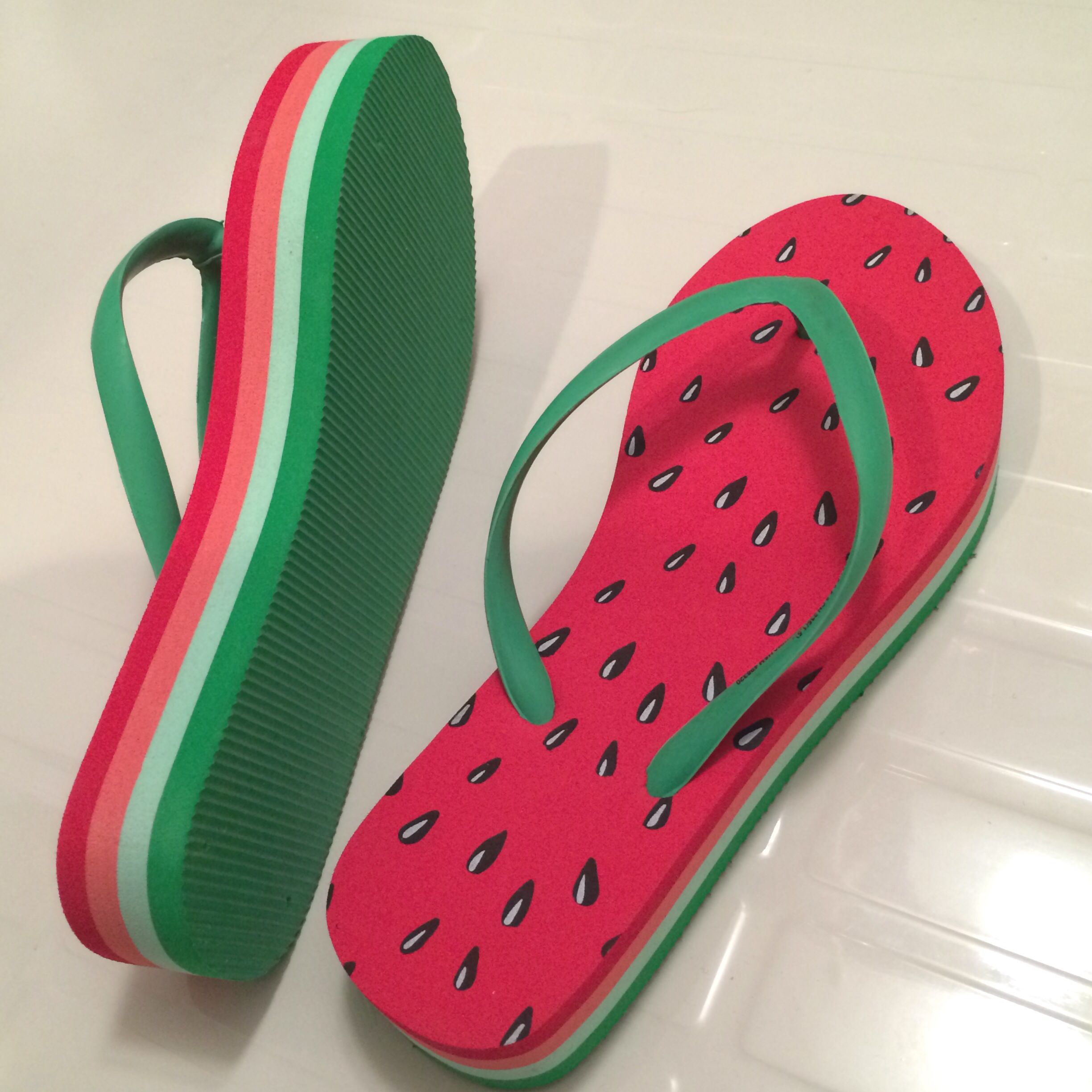 Detail Watermelon Flip Flops Nomer 3