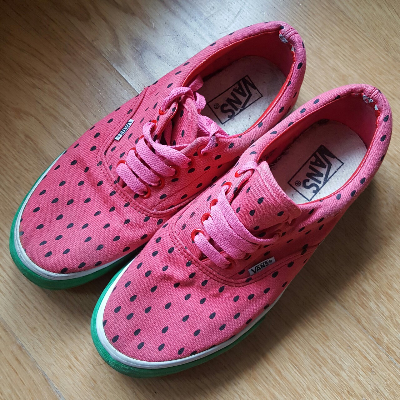 Detail Watermelon Vans Shoes Nomer 35