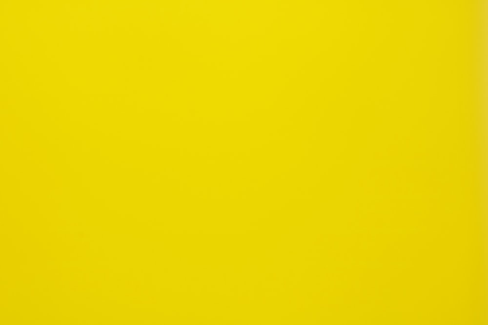 Simple Yellow Background - KibrisPDR