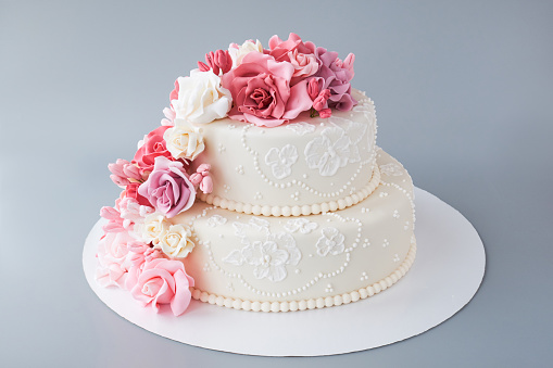 Detail Wedding Cake 2 Tingkat Nomer 2