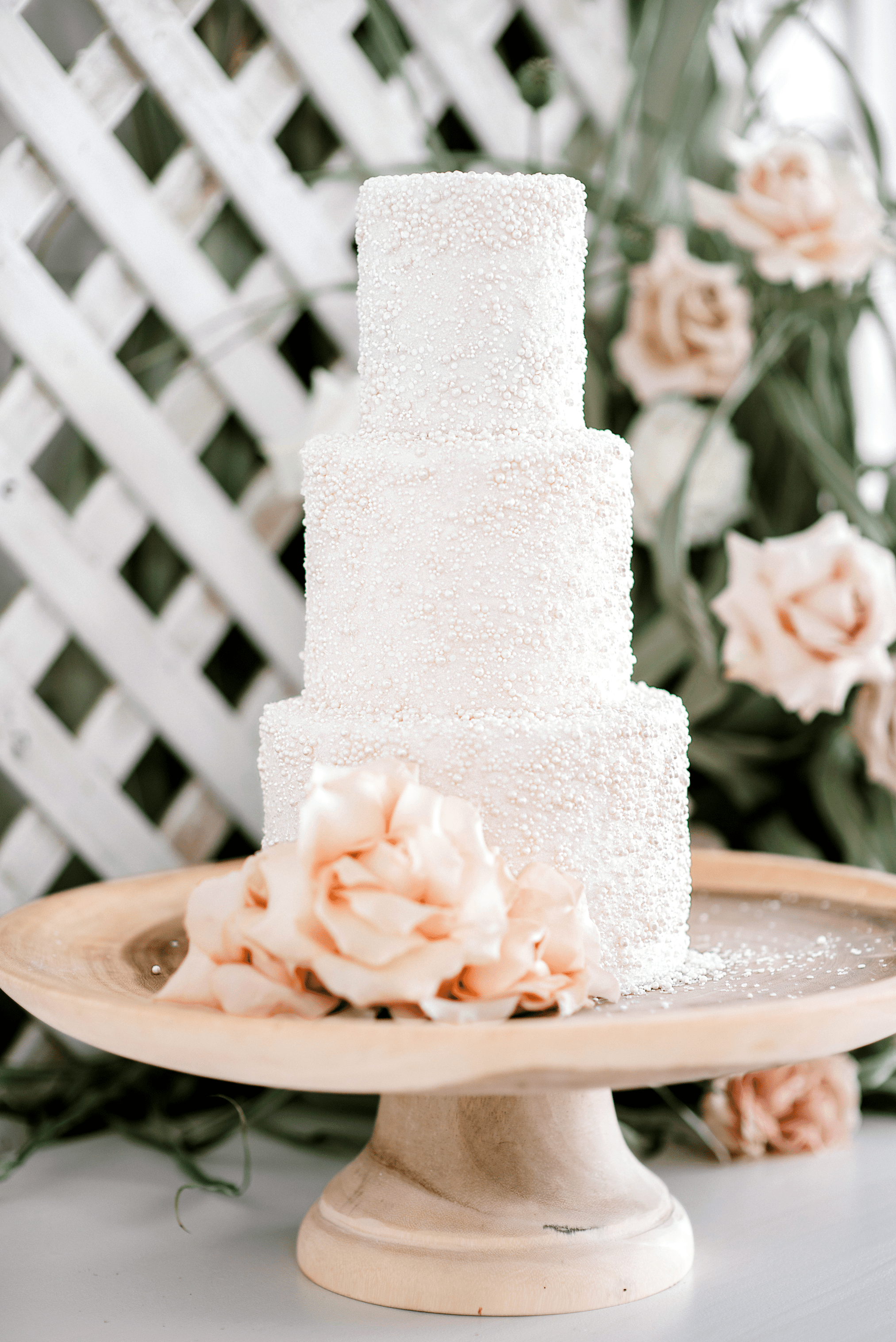 Detail Wedding Cake Pics Nomer 29