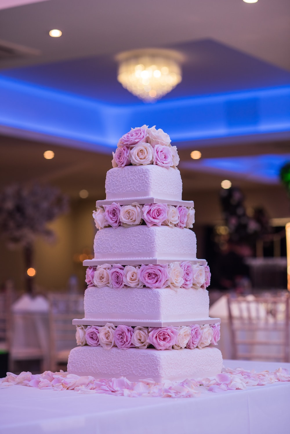 Detail Wedding Cake Pictures Gallery Nomer 3