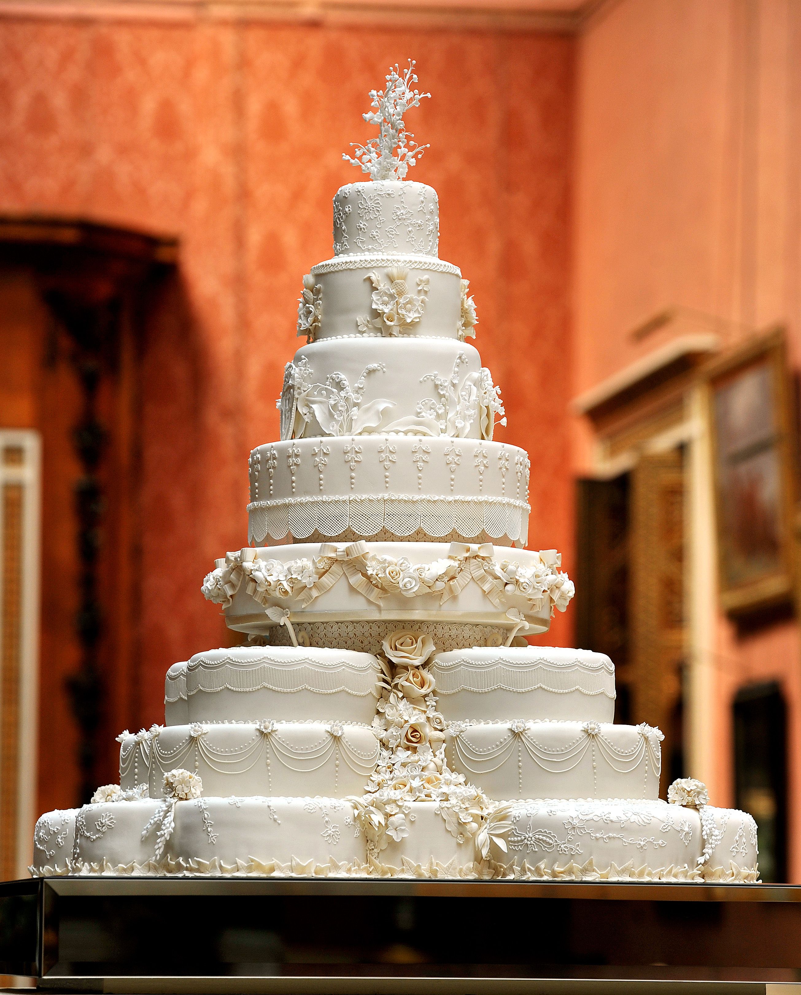 Detail Wedding Cake With Photo Nomer 45