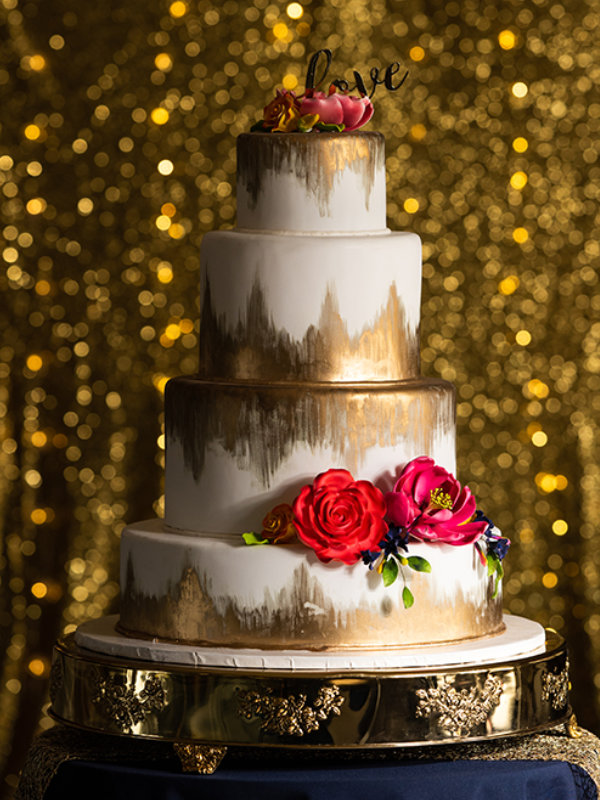 Detail Wedding Cake With Photo Nomer 46