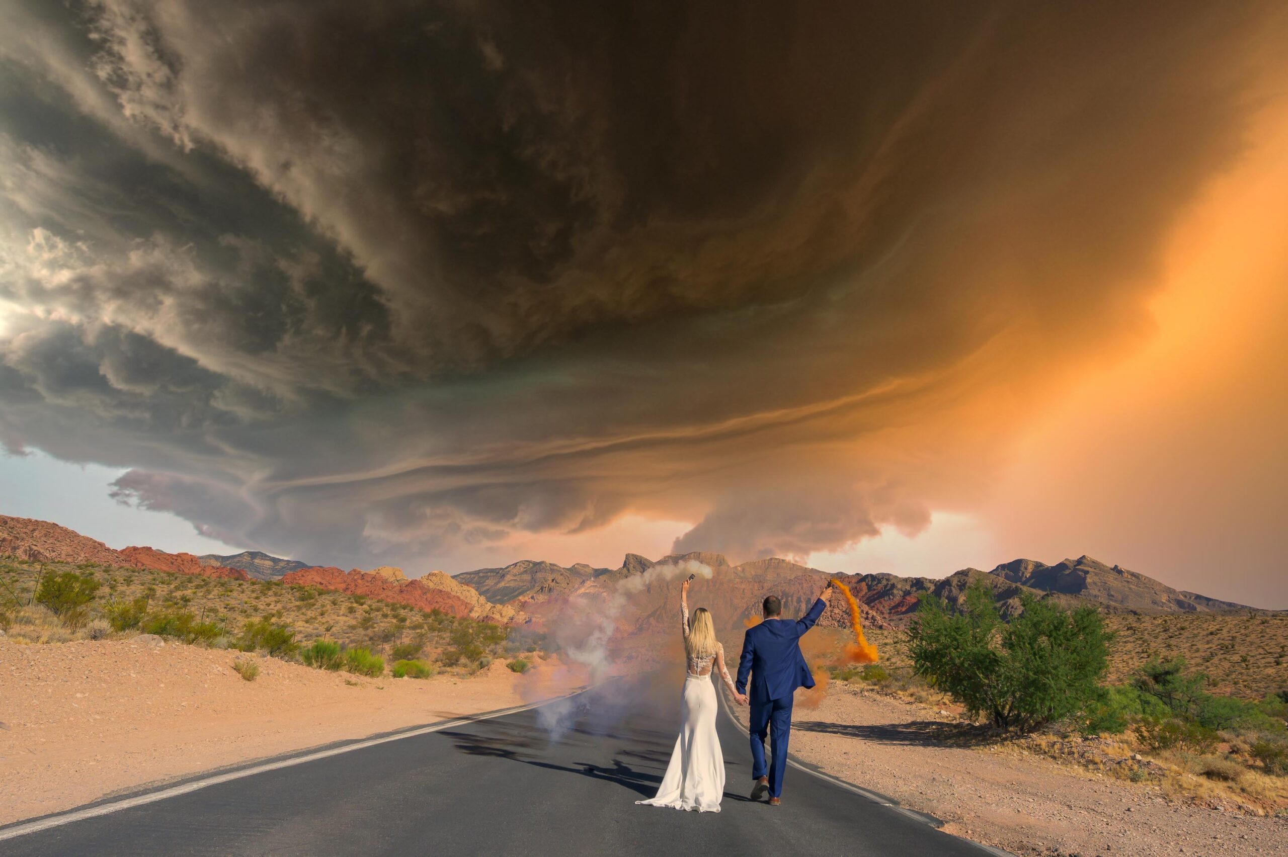 Detail Wedding Pic With Tornado In Background Nomer 52