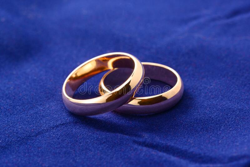 Detail Wedding Ring Background Nomer 51