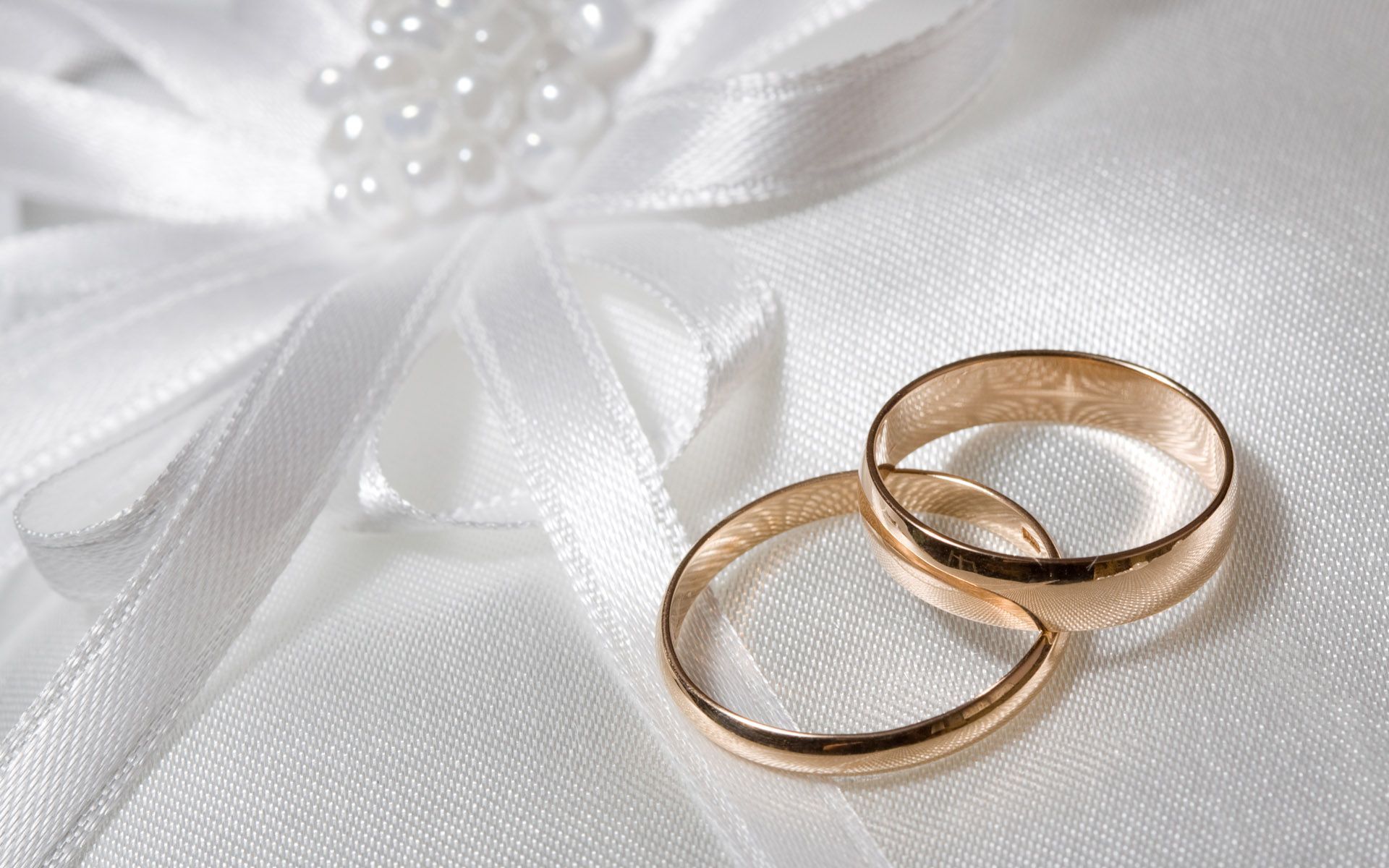 Detail Wedding Ring Background Nomer 9