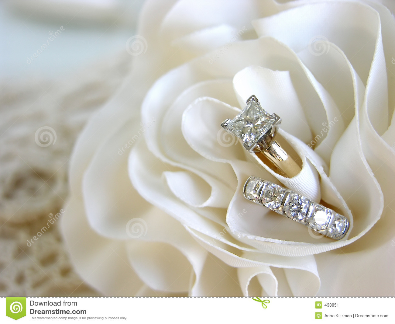Detail Wedding Rings Background Nomer 48