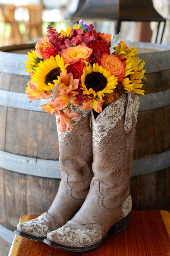 Wedding Sunflower Cowboy Boots - KibrisPDR