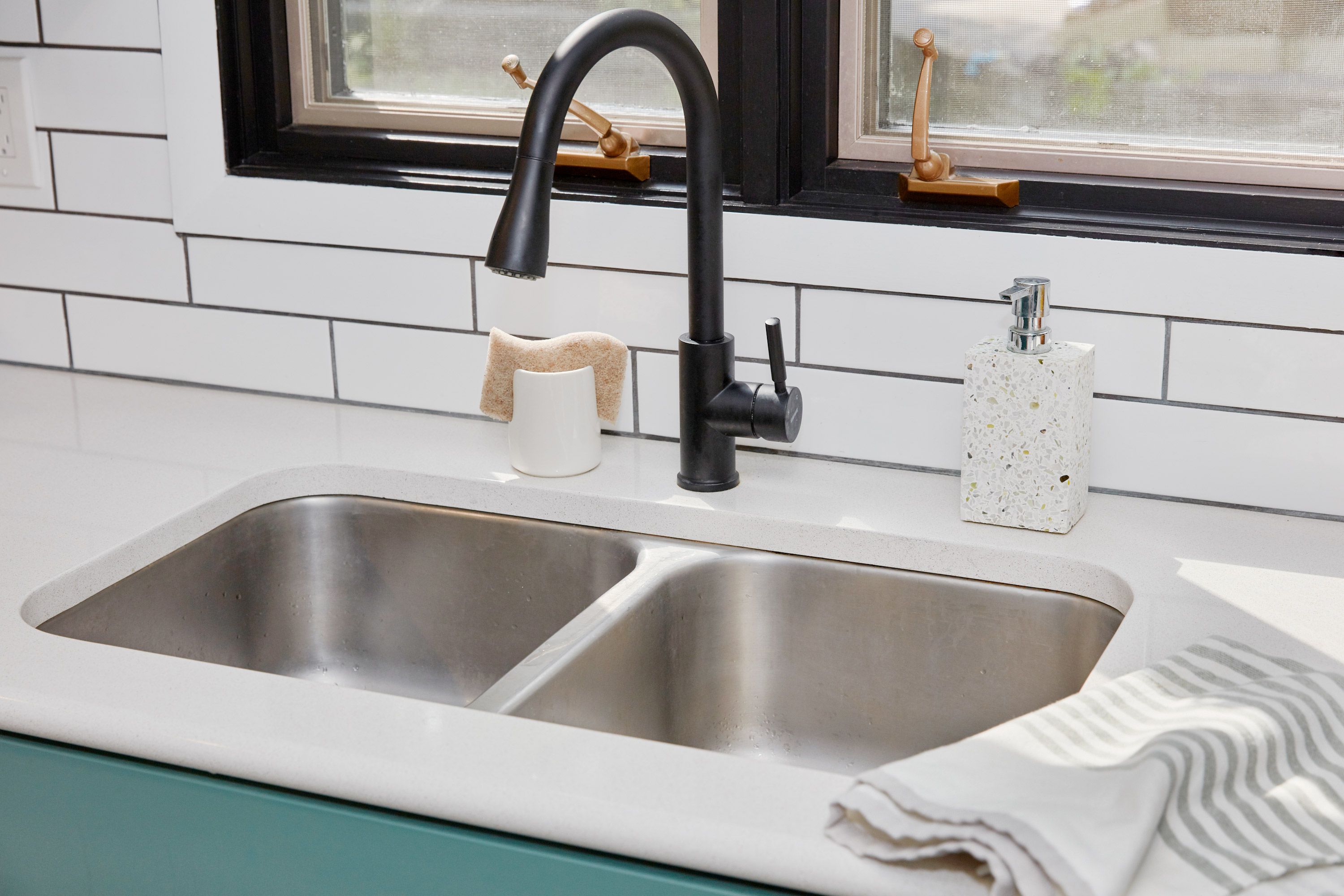 Detail Sinks Images Nomer 40
