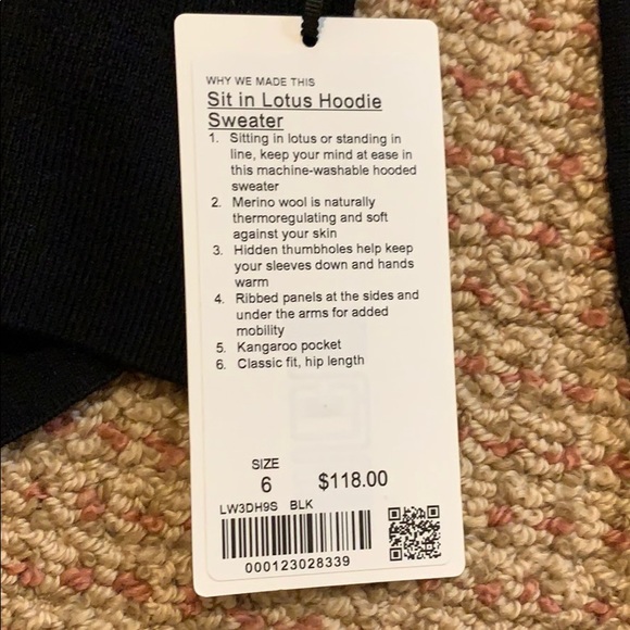 Detail Sit In Lotus Hoodie Sweater Nomer 29