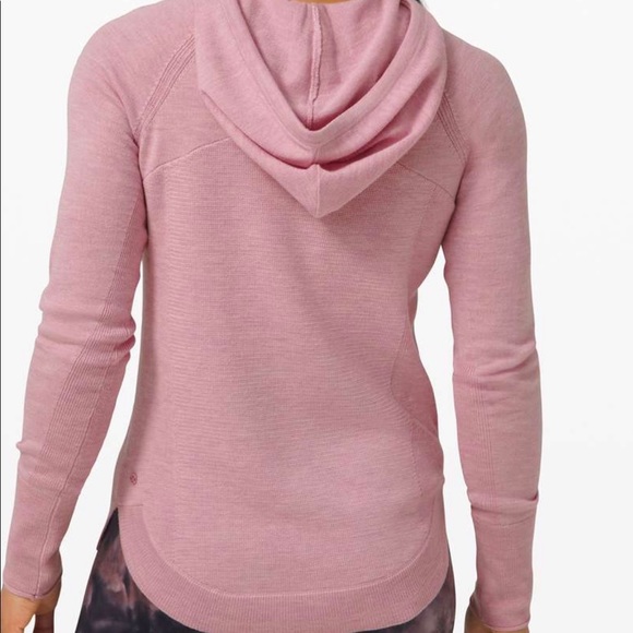 Detail Sit In Lotus Hoodie Sweater Nomer 30
