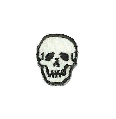 Detail Skeleton Head Image Nomer 34