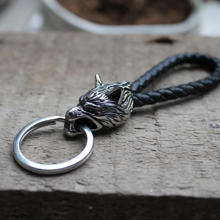 Detail Werewolf Keychain Nomer 20